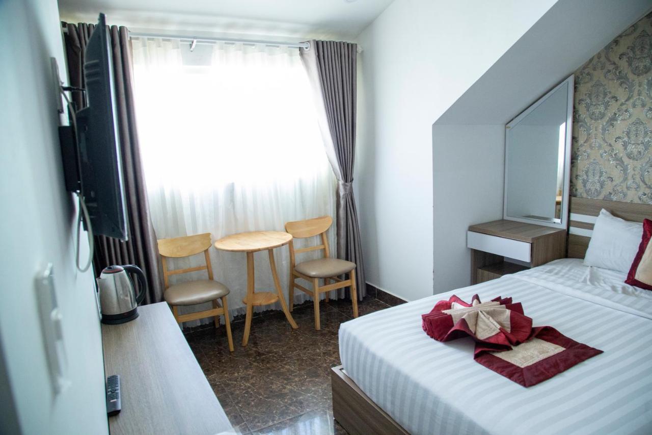 Anh Tien Hotel Dalat Bagian luar foto